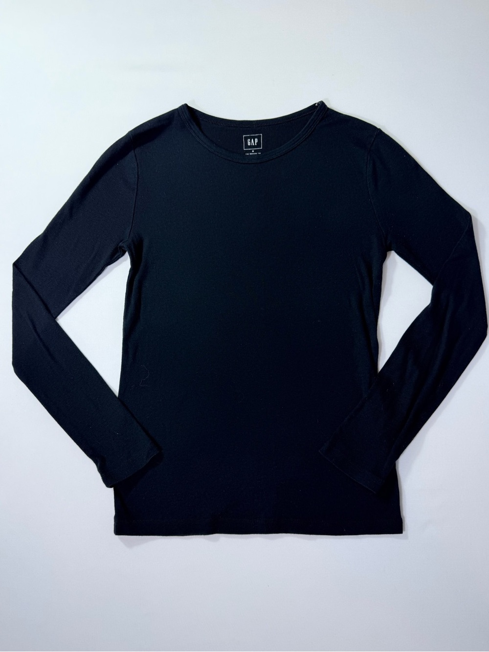 GAP Black Long Sleeve Tee Size Medium